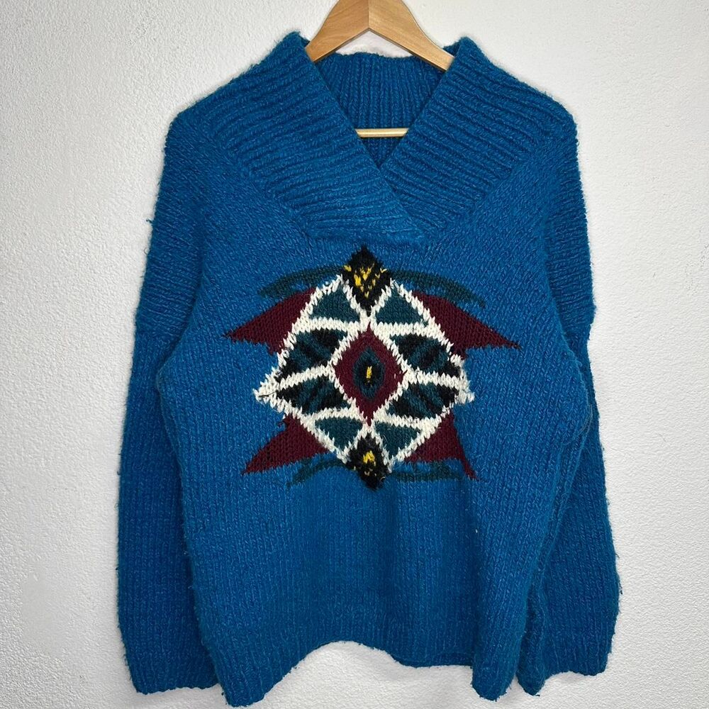 70’s vintage knitted sweater with geometric pattern knitwear